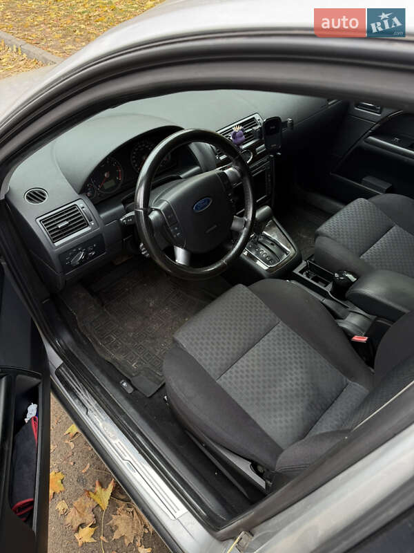 Лифтбек Ford Mondeo 2006 в Сумах