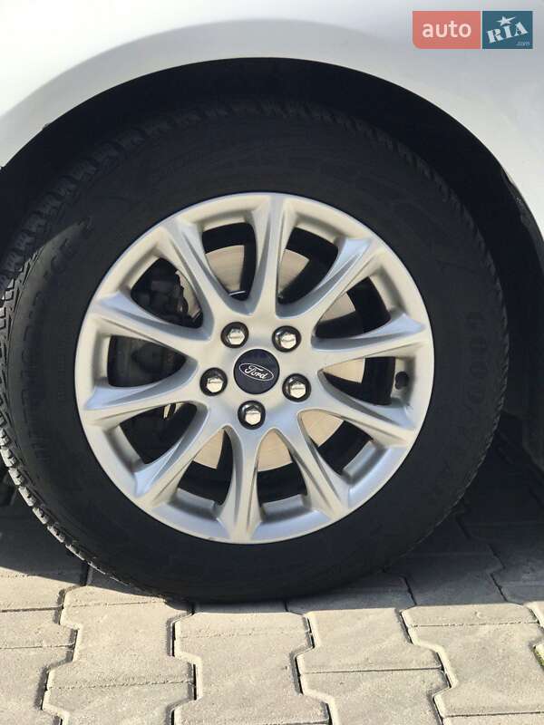 Лифтбек Ford Mondeo 2017 в Львове фото 12 Лифтбек Ford Mondeo 2017 в Львове