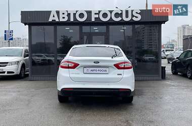 Лифтбек Ford Mondeo 2017 в 