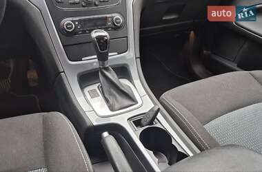 Седан Ford Mondeo 2012 в  фото 18 Седан Ford Mondeo 2012 в