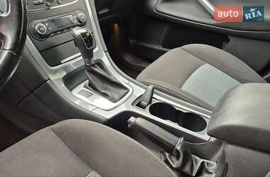 Седан Ford Mondeo 2012 в  фото 17 Седан Ford Mondeo 2012 в