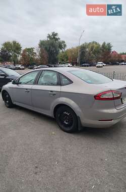 Лифтбек Ford Mondeo 2012 в 