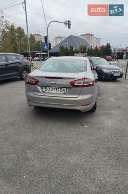 Лифтбек Ford Mondeo 2012 в 