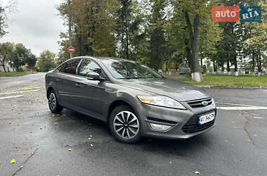Седан Ford Mondeo 2011 в 
