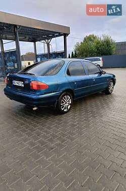 Лифтбек Ford Mondeo 1994 в 