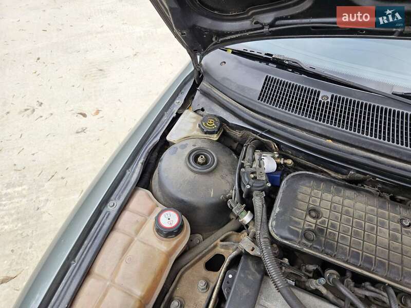 Седан Ford Mondeo 1993 в Обухове