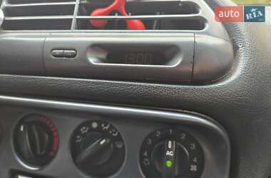 Седан Ford Mondeo 1993 в 