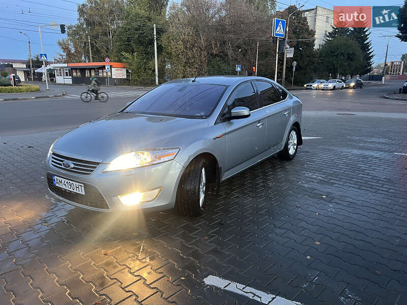 Лифтбек Ford Mondeo 2009 в Славгороде