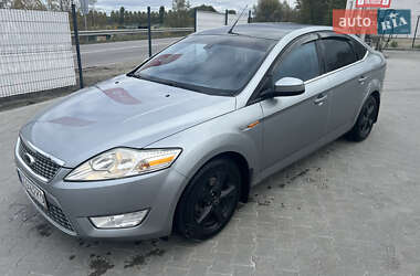 Ліфтбек Ford Mondeo 2010 в Бучі