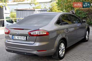 Седан Ford Mondeo 2011 в 