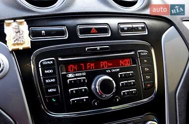 Седан Ford Mondeo 2011 в 