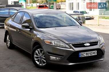 Седан Ford Mondeo 2011 в 