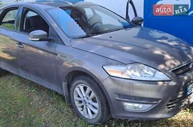 Седан Ford Mondeo 2011 в  фото 9 Седан Ford Mondeo 2011 в