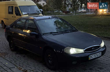 Ліфтбек Ford Mondeo 1997 в 