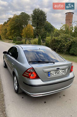 Лифтбек Ford Mondeo 2006 в 