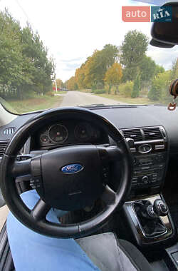 Лифтбек Ford Mondeo 2006 в 
