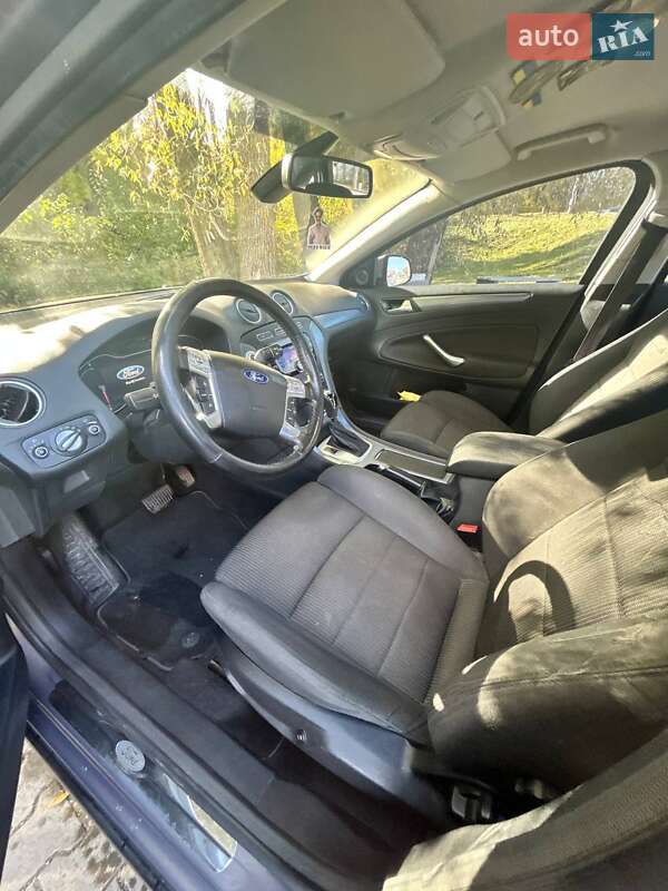 Седан Ford Mondeo 2012 в Хмельницькому