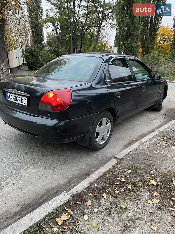 Седан Ford Mondeo 1998 в Киеве