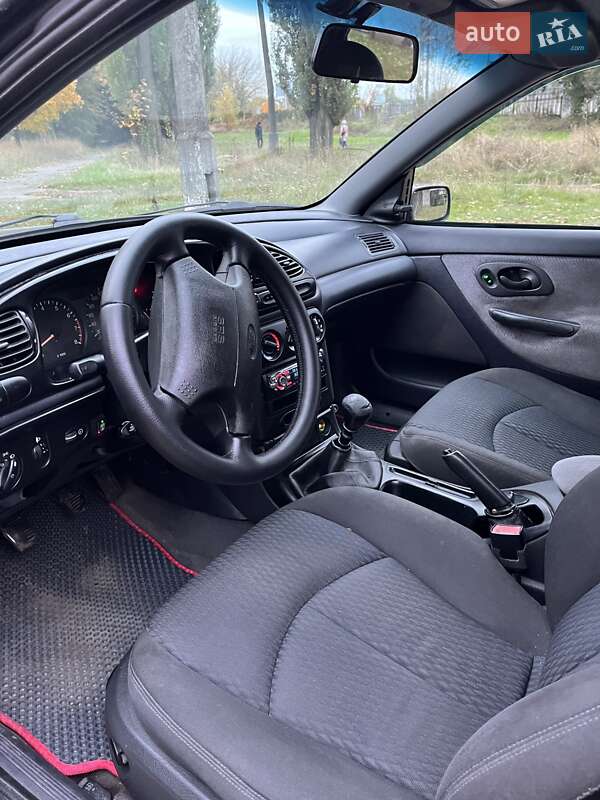 Седан Ford Mondeo 1998 в Киеве
