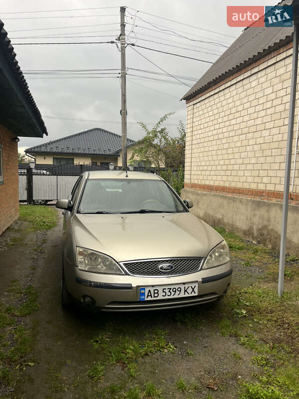 Седан Ford Mondeo 2003 в Хмельнике
