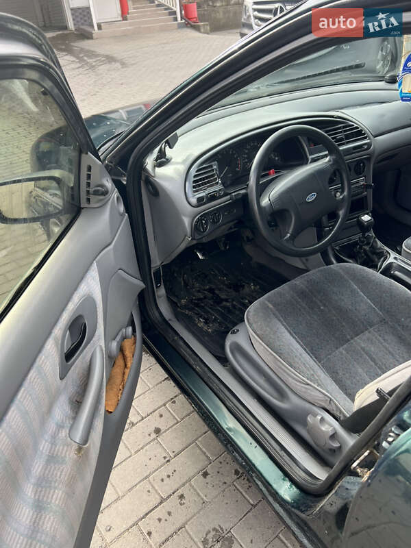 Лифтбек Ford Mondeo 1994 в Черновцах