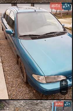 Лифтбек Ford Mondeo 1993 в 