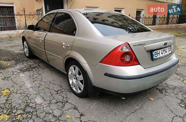Седан Ford Mondeo 2004 в  фото 7 Седан Ford Mondeo 2004 в