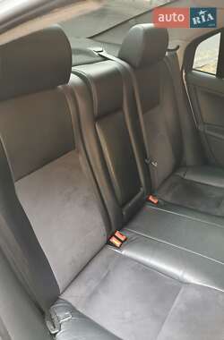 Седан Ford Mondeo 2004 в  фото 13 Седан Ford Mondeo 2004 в