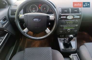 Универсал Ford Mondeo 2003 в  фото 24 Универсал Ford Mondeo 2003 в