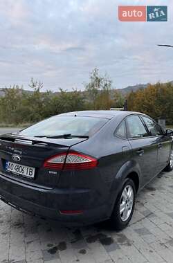 Лифтбек Ford Mondeo 2007 в 