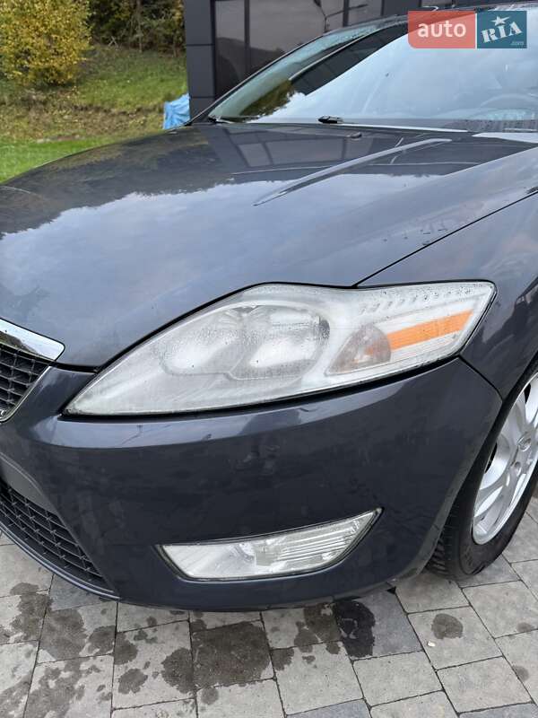 Лифтбек Ford Mondeo 2007 в Тячеве