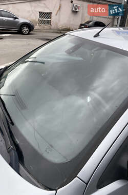 Седан Ford Mondeo 2006 в  фото 3 Седан Ford Mondeo 2006 в
