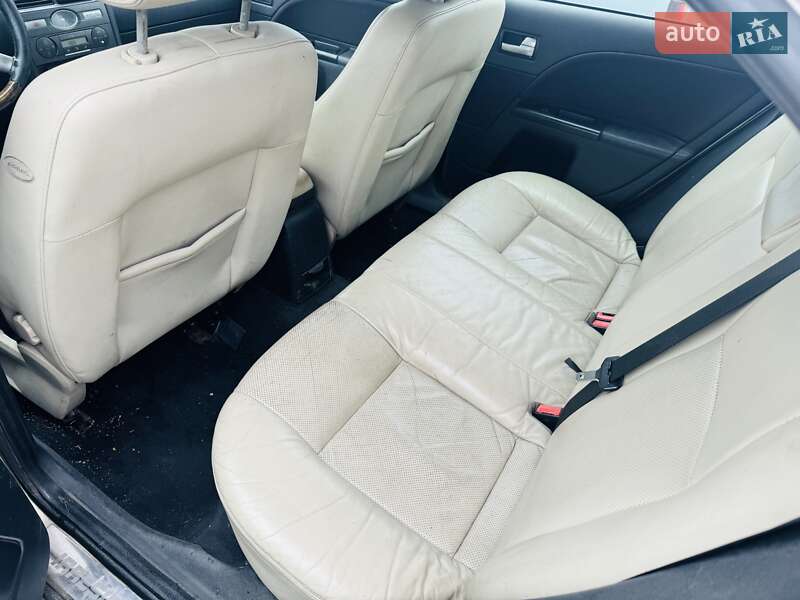 Лифтбек Ford Mondeo 2003 в Белогородке