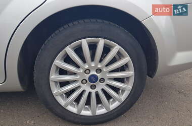 Універсал Ford Mondeo 2013 в 