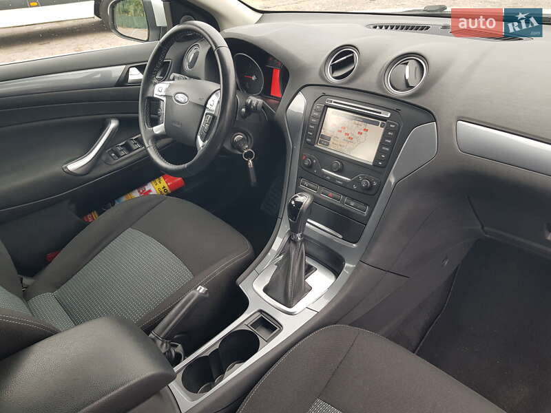 Універсал Ford Mondeo 2013 в Рівному