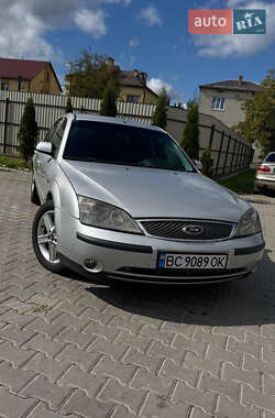 Лифтбек Ford Mondeo 2001 в 