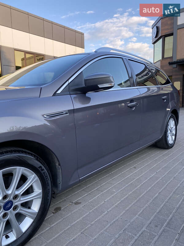 Универсал Ford Mondeo 2012 в Ровно