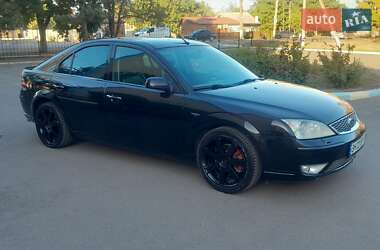 Ліфтбек Ford Mondeo 2005 в  фото 2 Ліфтбек Ford Mondeo 2005 в