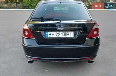 Ліфтбек Ford Mondeo 2005 в  фото 12 Ліфтбек Ford Mondeo 2005 в