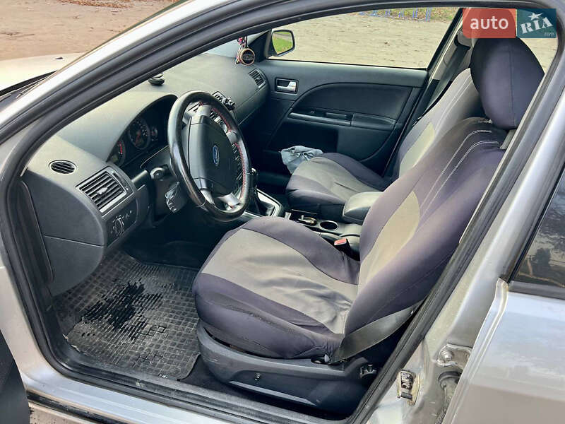 Универсал Ford Mondeo 2003 в Млинове