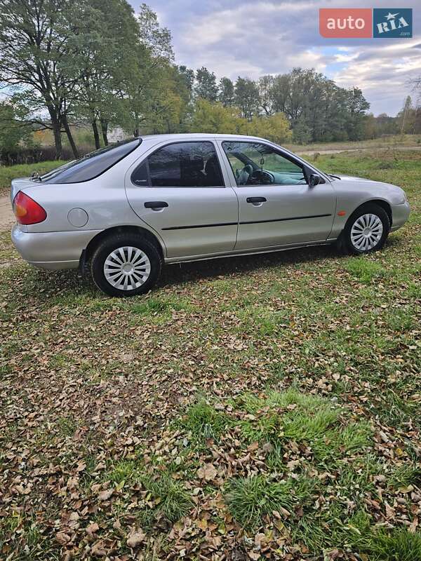 Лифтбек Ford Mondeo 1997 в Мостиске фото 5 Лифтбек Ford Mondeo 1997 в Мостиске