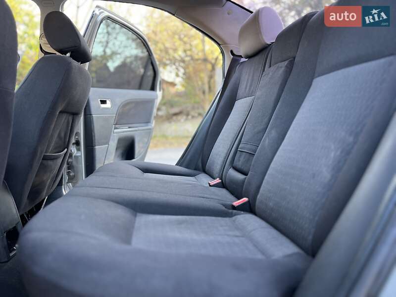 Седан Ford Mondeo 2002 в Чернівцях фото 31 Седан Ford Mondeo 2002 в Чернівцях