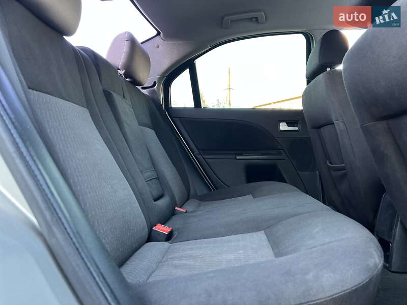 Седан Ford Mondeo 2002 в Чернівцях фото 33 Седан Ford Mondeo 2002 в Чернівцях