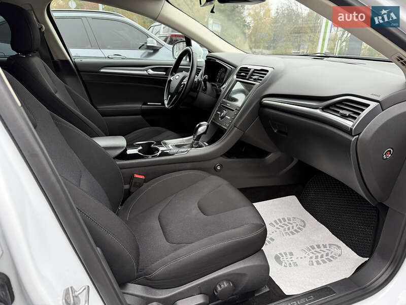 Седан Ford Mondeo 2015 в Житомире фото 10 Седан Ford Mondeo 2015 в Житомире