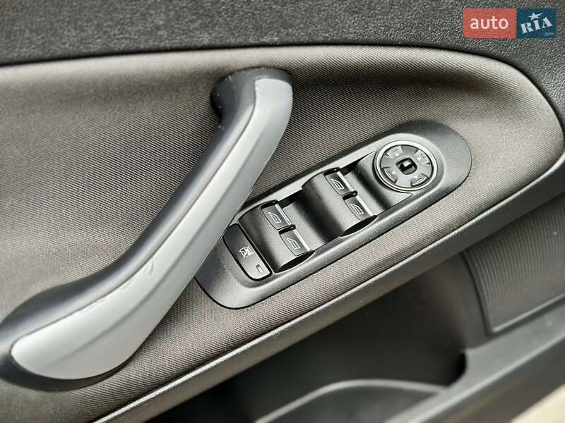 Седан Ford Mondeo 2011 в Киеве