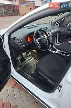 Універсал Ford Mondeo 2012 в  фото 4 Універсал Ford Mondeo 2012 в