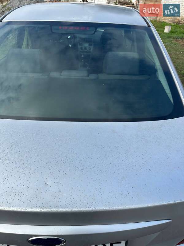 Седан Ford Mondeo 2001 в Кам'янському фото 10 Седан Ford Mondeo 2001 в Кам'янському