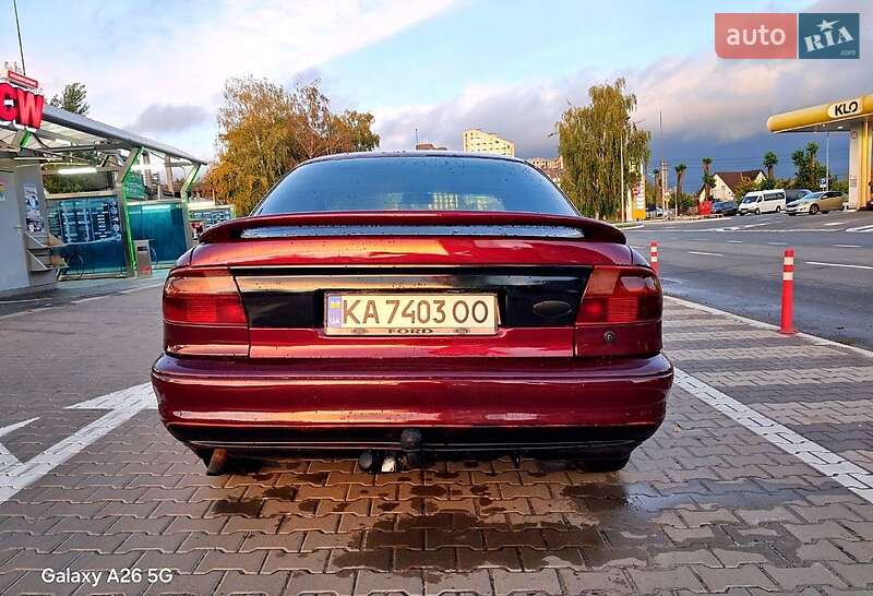 Седан Ford Mondeo 1993 в Киеве