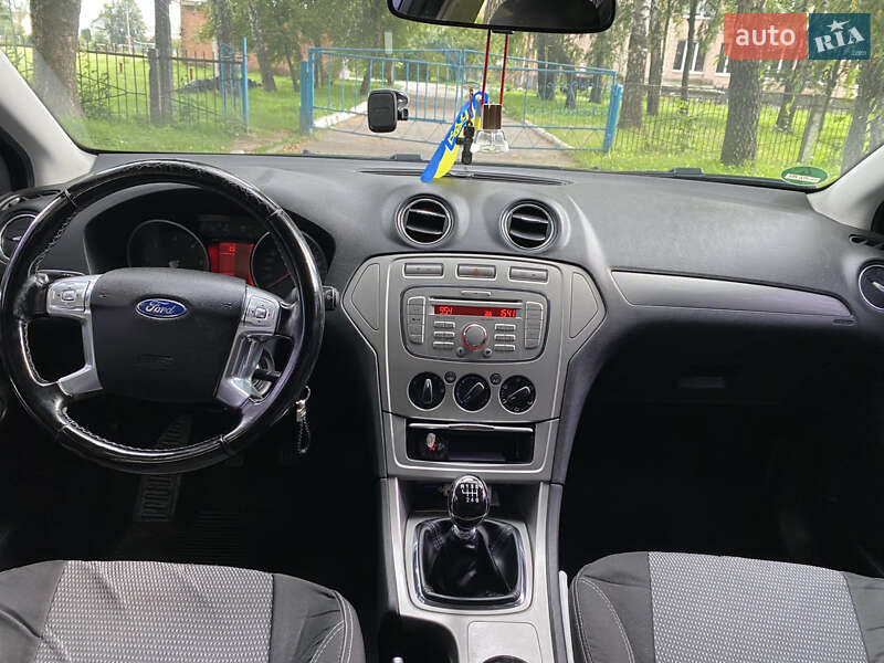 Универсал Ford Mondeo 2008 в Корце фото 28 Универсал Ford Mondeo 2008 в Корце