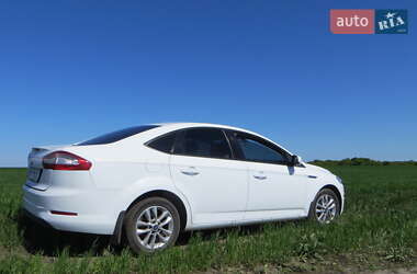 Седан Ford Mondeo 2012 в Сумах